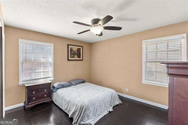 213 Cook ST Cartersville, GA 30120