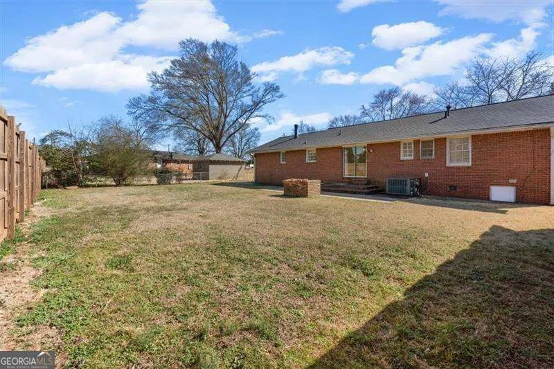 213 Cook ST Cartersville, GA 30120