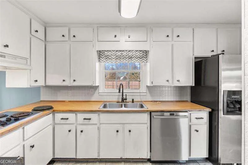 213 Cook ST Cartersville, GA 30120