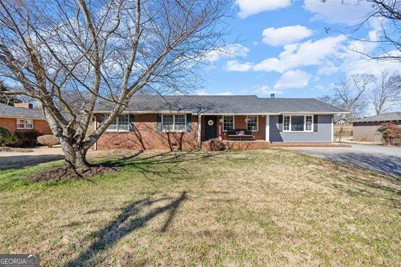 213 Cook ST Cartersville, GA 30120