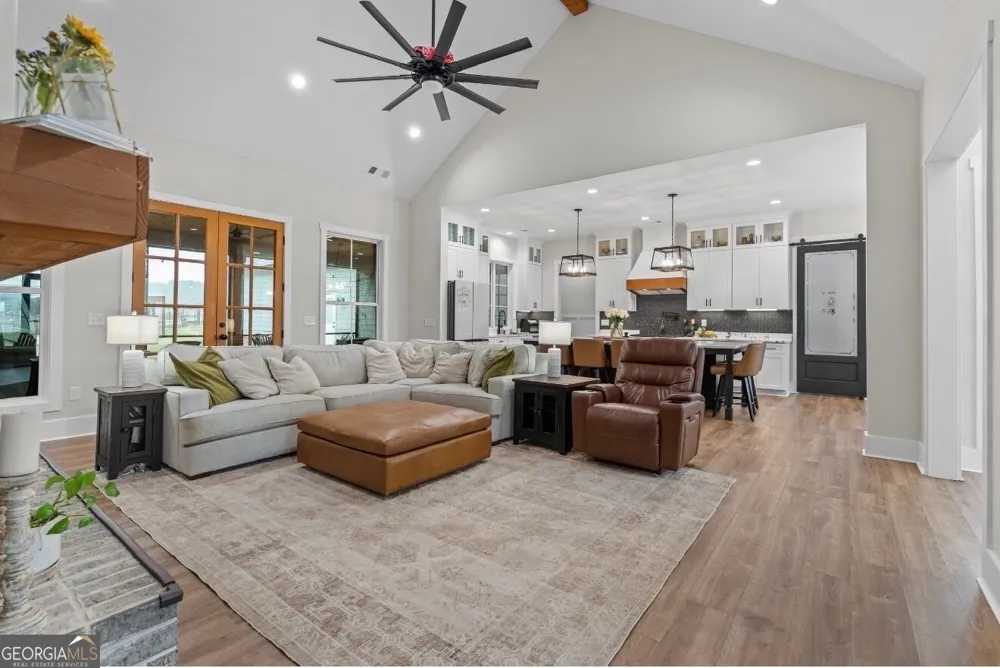 3850 Hog Mountain RD Watkinsville, GA 30677