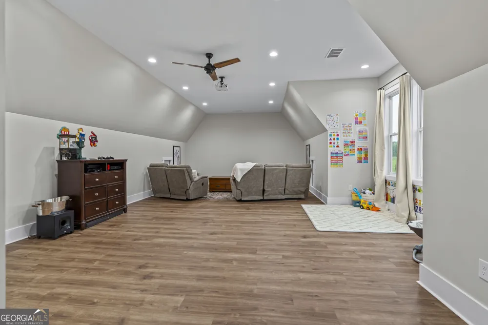 3850 Hog Mountain RD Watkinsville, GA 30677