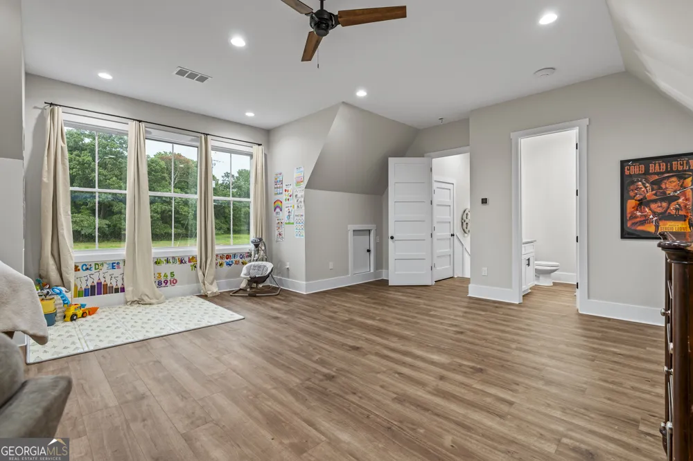 3850 Hog Mountain RD Watkinsville, GA 30677