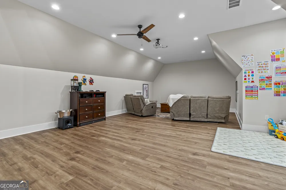 3850 Hog Mountain RD Watkinsville, GA 30677