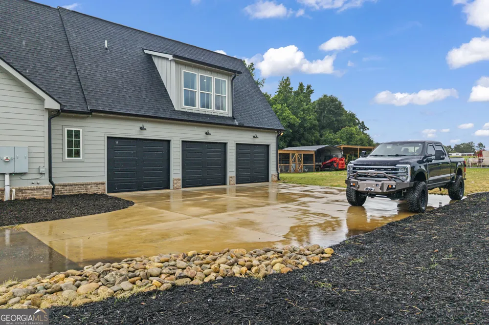 3850 Hog Mountain RD Watkinsville, GA 30677