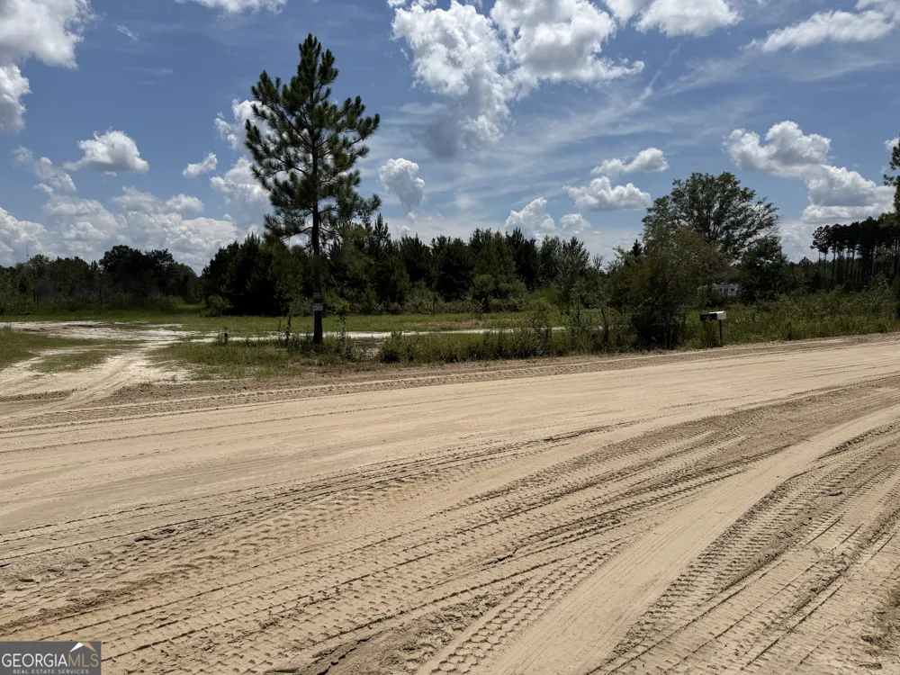 2.67 Wadley RD Waycross, GA 31503