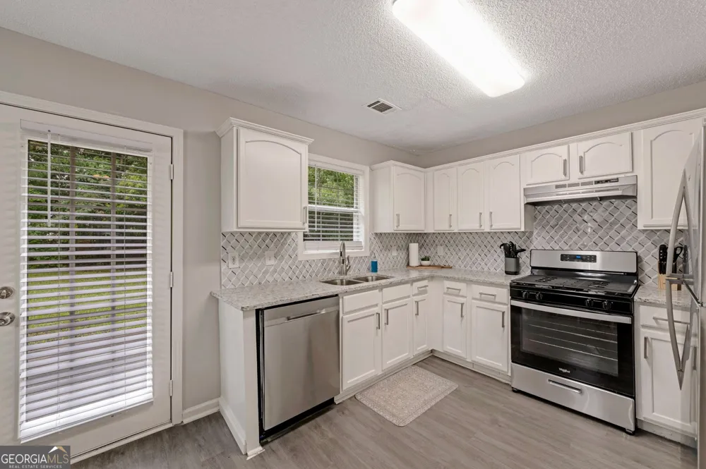 6839 Sandy Creek DR Riverdale, GA 30274
