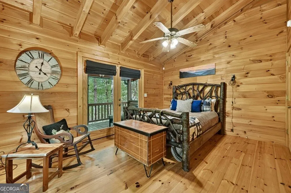 541 Little Bushy Head RD Blue Ridge, GA 30513