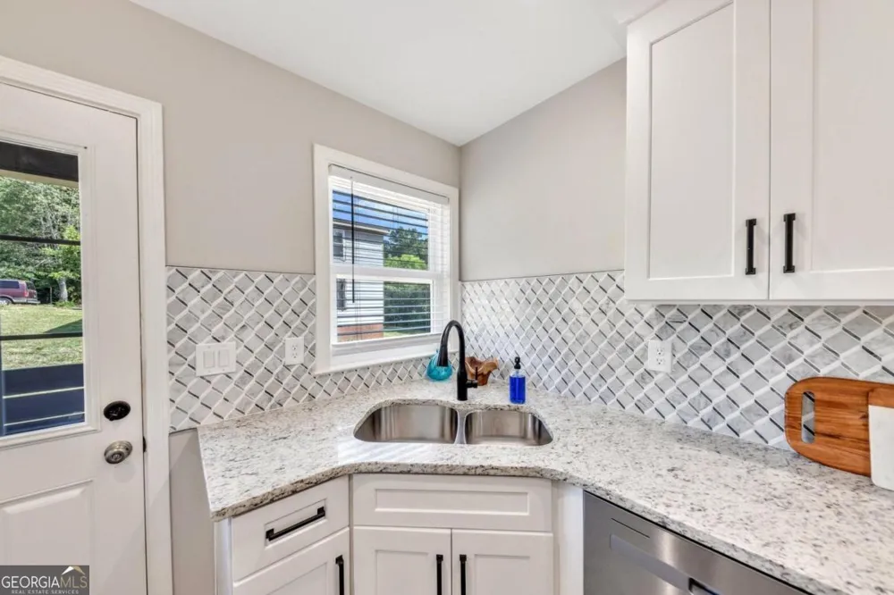 235 Georgia AVE N Bremen, GA 30110