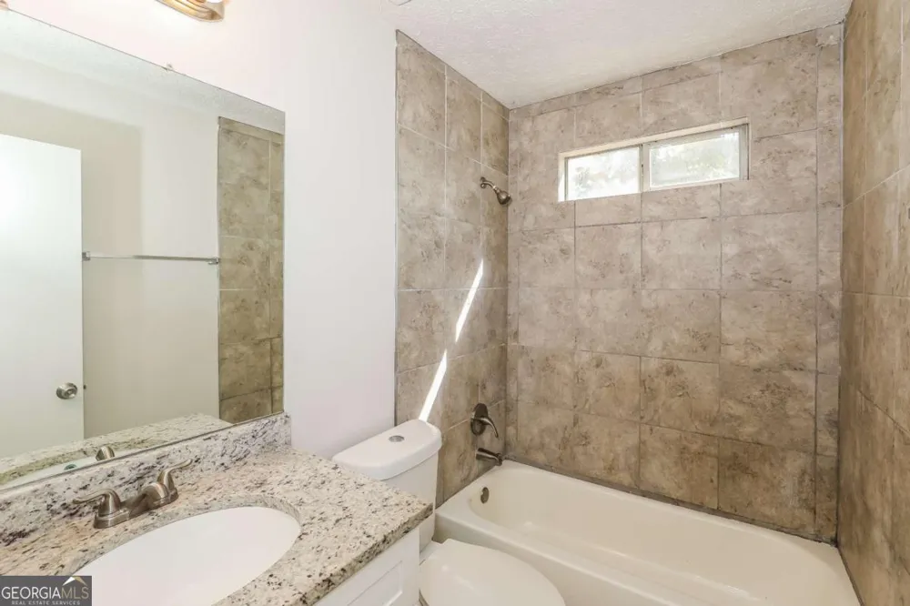 1361 Wrens CT Jonesboro, GA 30238