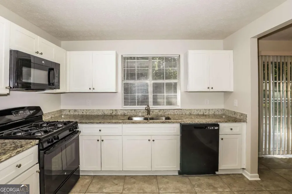 1361 Wrens CT Jonesboro, GA 30238