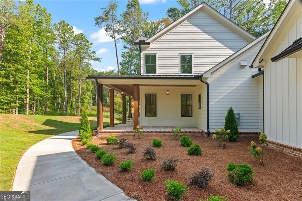 240 Highlands Chase Ball Ground, GA 30107