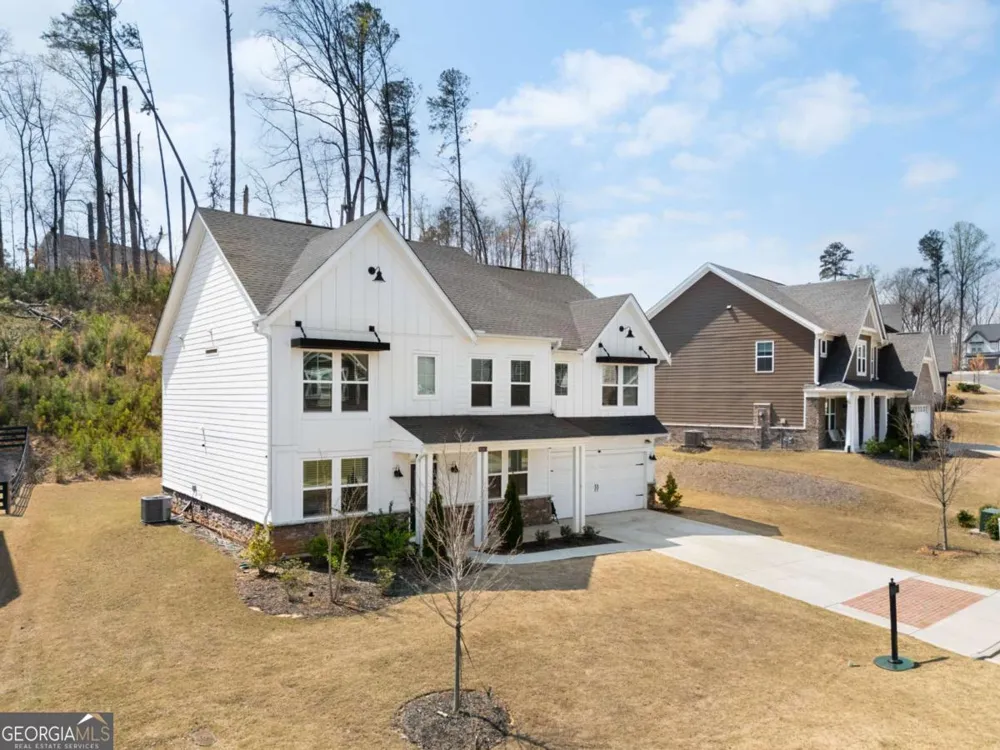 8085 Brewton BND Ball Ground, GA 30107