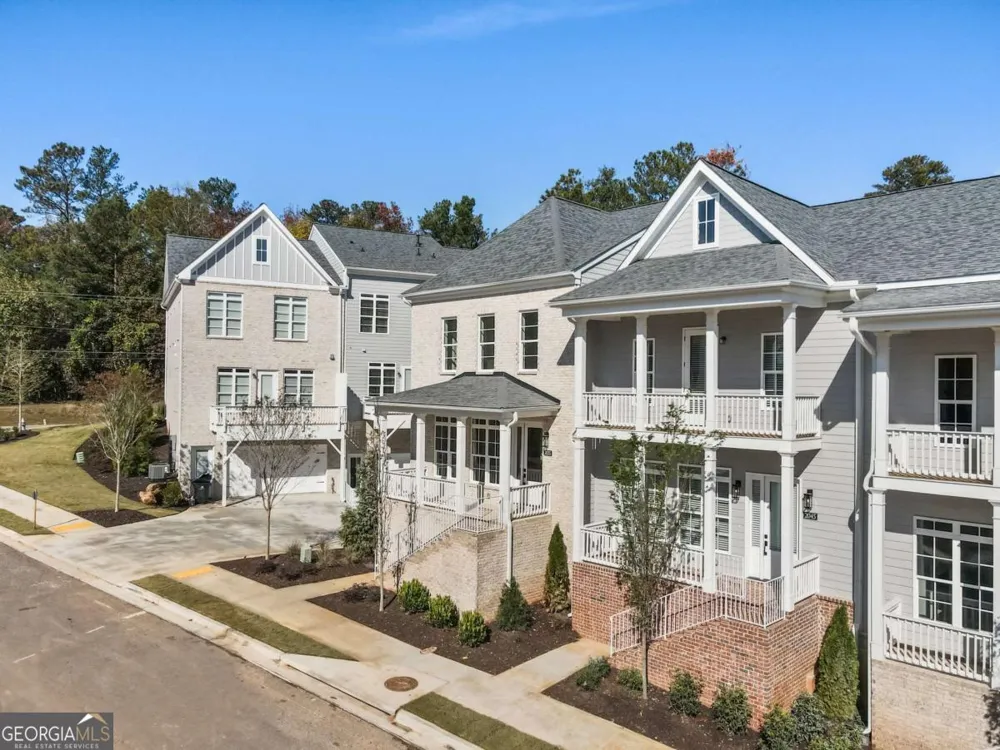 2035 Parkside LN Roswell, GA 30076