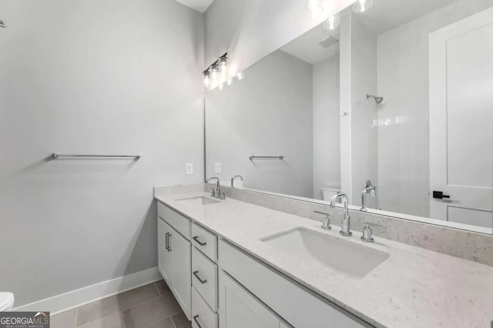 2035 Parkside LN Roswell, GA 30076