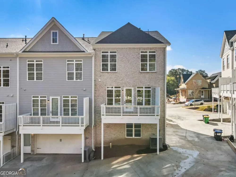 2035 Parkside LN Roswell, GA 30076