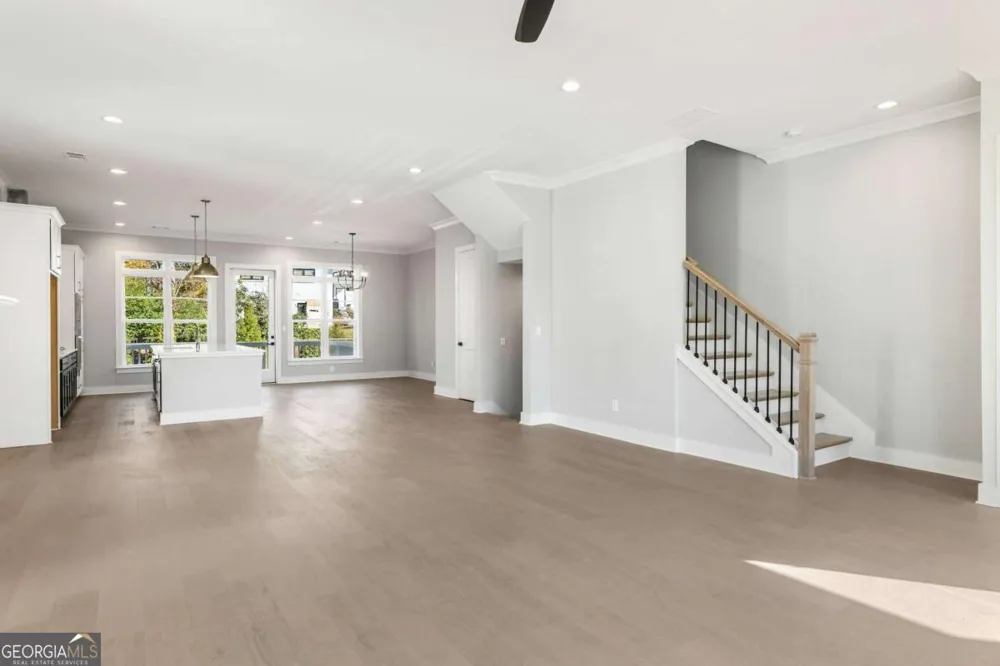 2035 Parkside LN Roswell, GA 30076