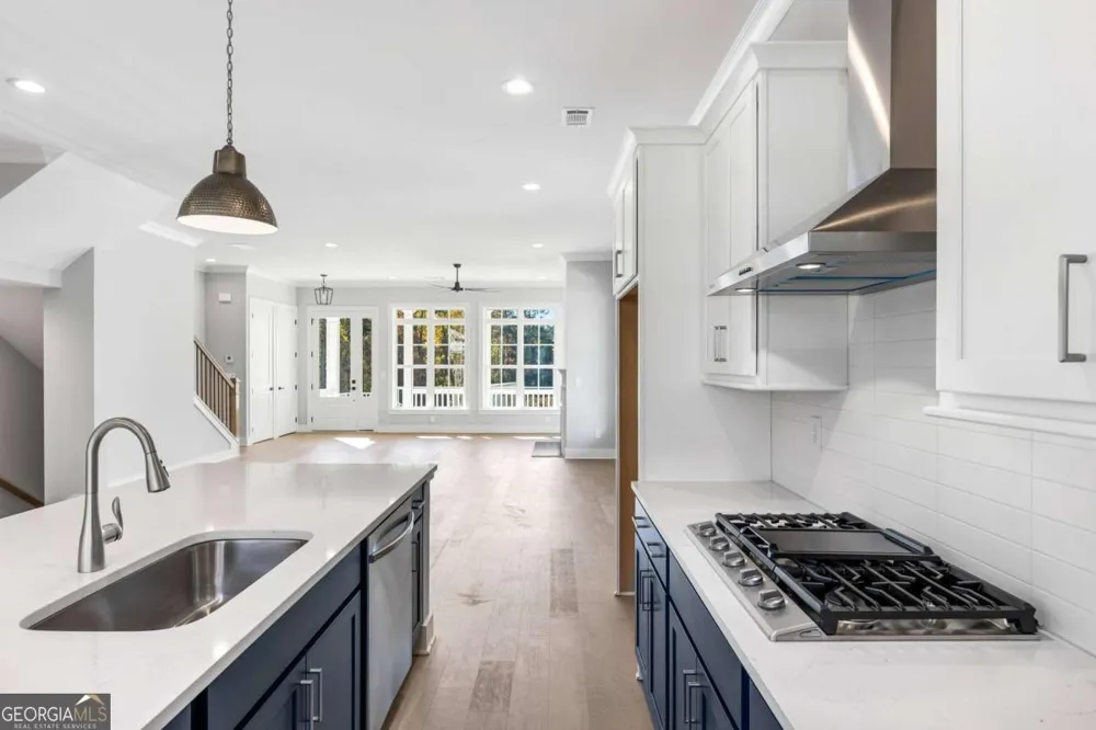 2035 Parkside LN Roswell, GA 30076