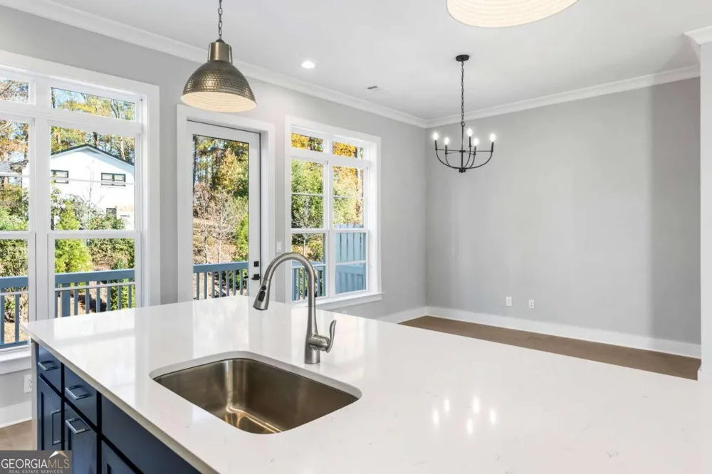 2035 Parkside LN Roswell, GA 30076