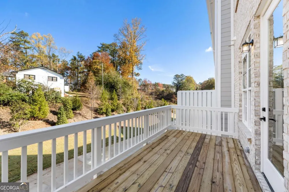2035 Parkside LN Roswell, GA 30076
