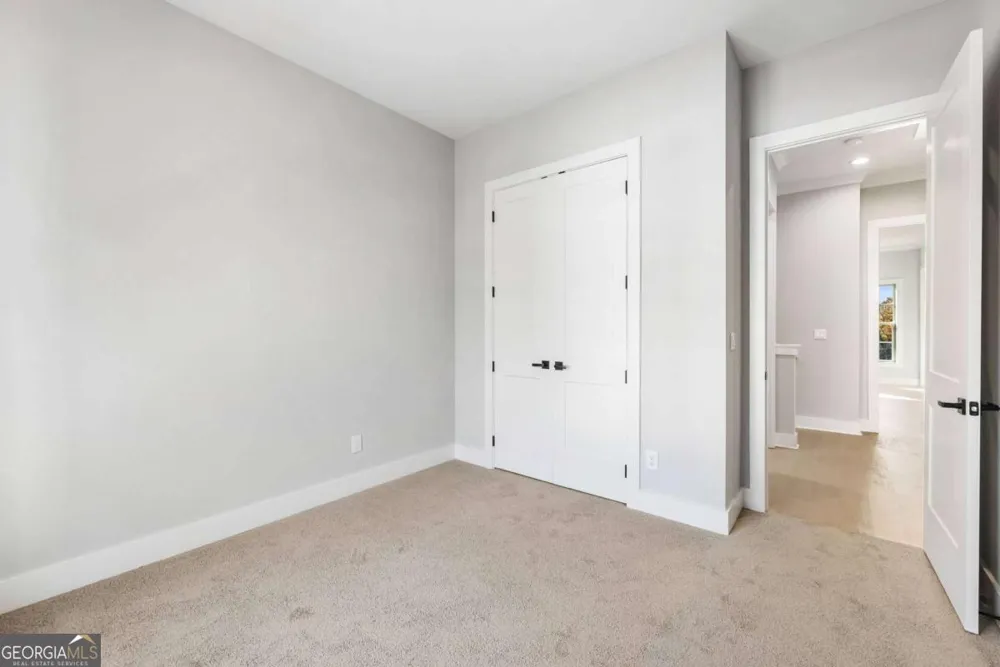 2035 Parkside LN Roswell, GA 30076