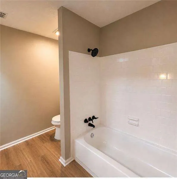 3254 Strawberry LN Decatur, GA 30034
