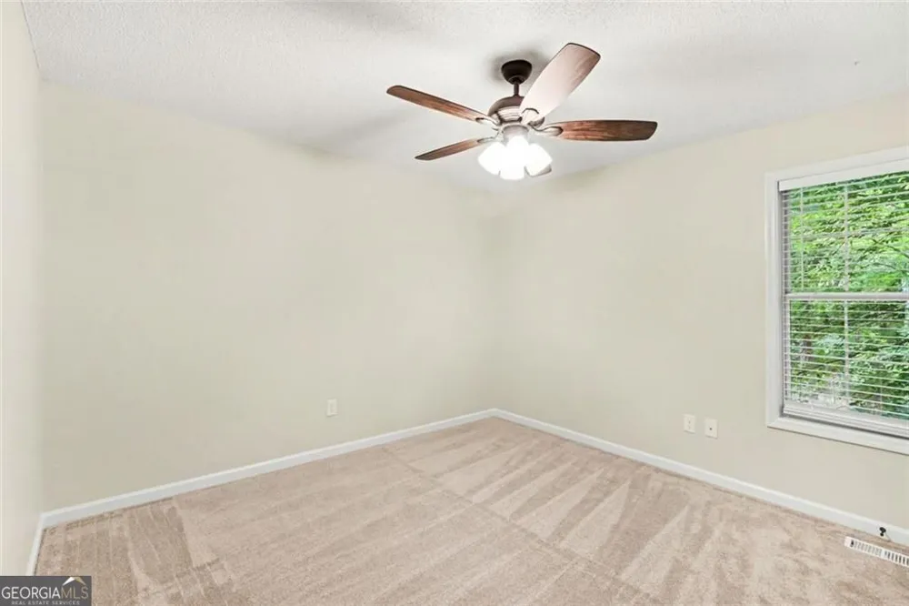 48 Lazy Water DR Euharlee, GA 30120