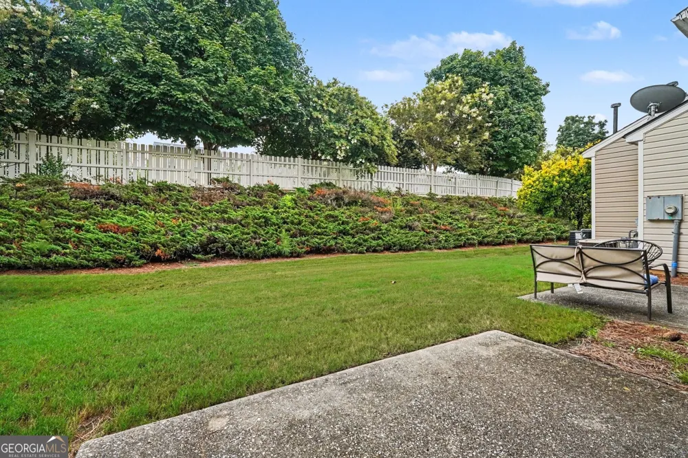 1732 Stanwood DR NW Kennesaw, GA 30152