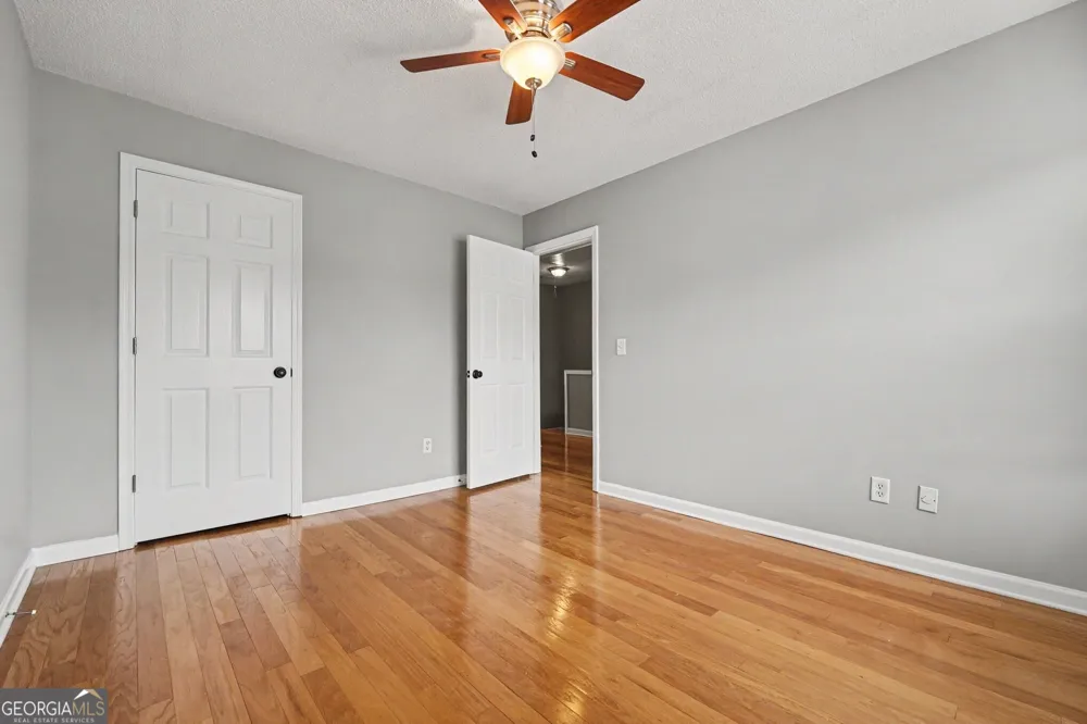 1732 Stanwood DR NW Kennesaw, GA 30152