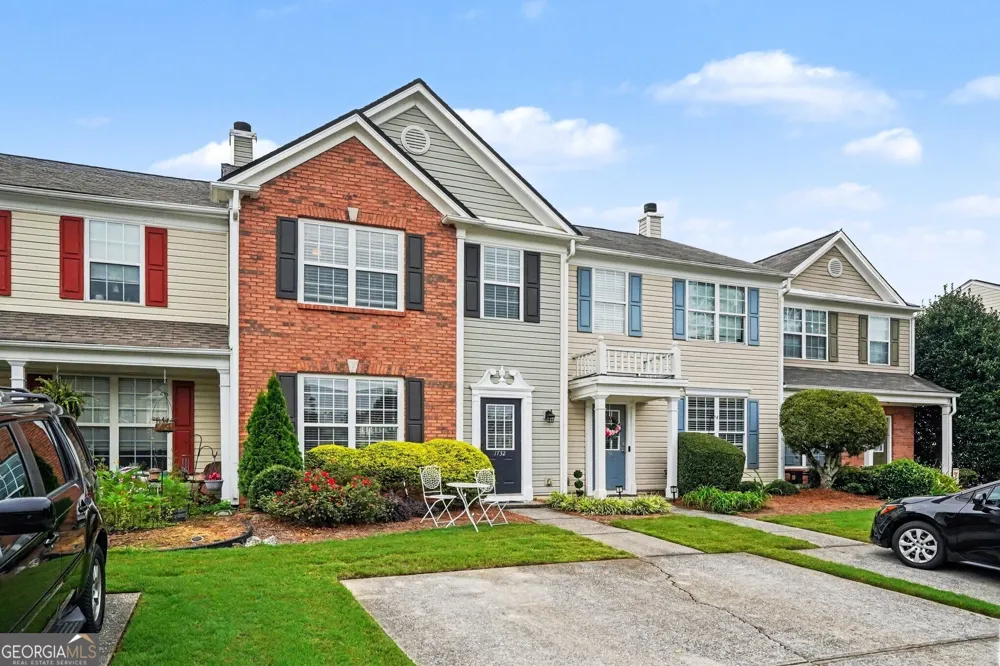 1732 Stanwood DR NW Kennesaw, GA 30152