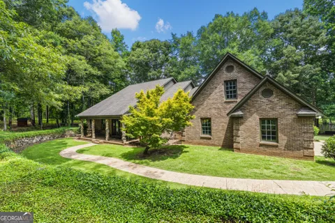877 Mckee RD
