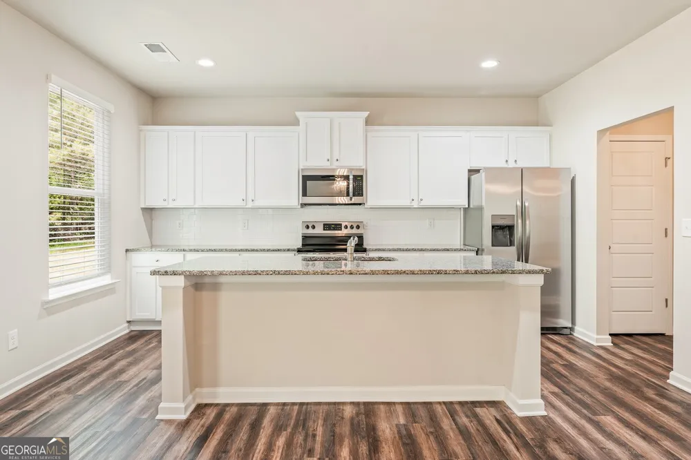 200 Ruby Robin RD Jefferson, GA 30549