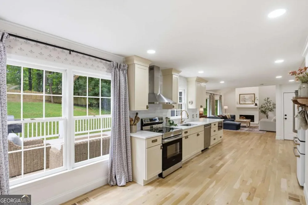 2114 Jockey Hollow DR Kennesaw, GA 30152