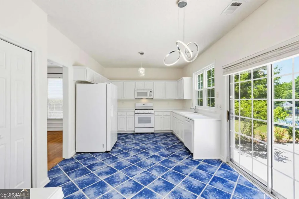 490 Chippenham CT Johns Creek, GA 30005