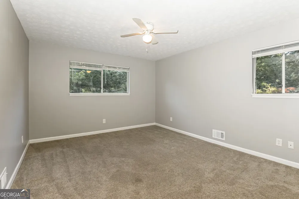 2734 Noahs Ark RD Jonesboro, GA 30236