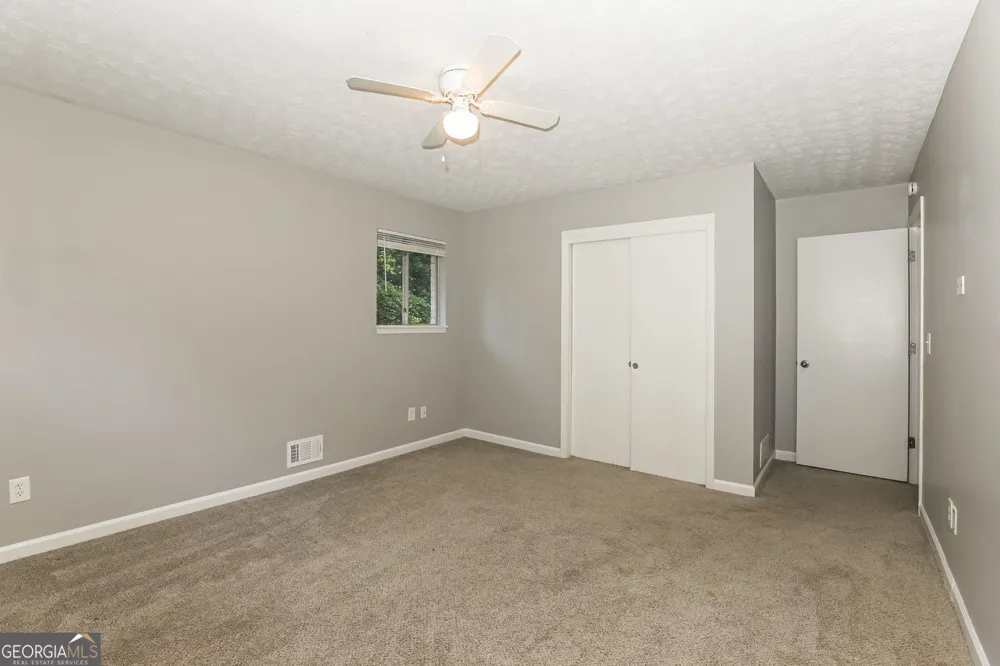 2734 Noahs Ark RD Jonesboro, GA 30236