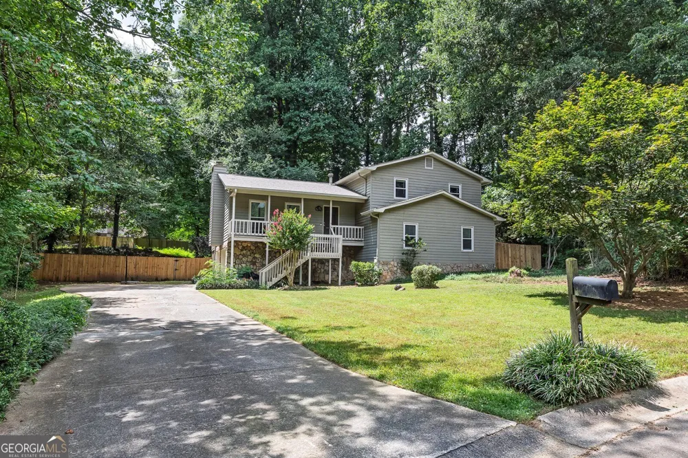 917 Andover CT Woodstock, GA 30188