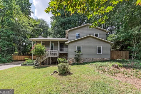 917 Andover CT