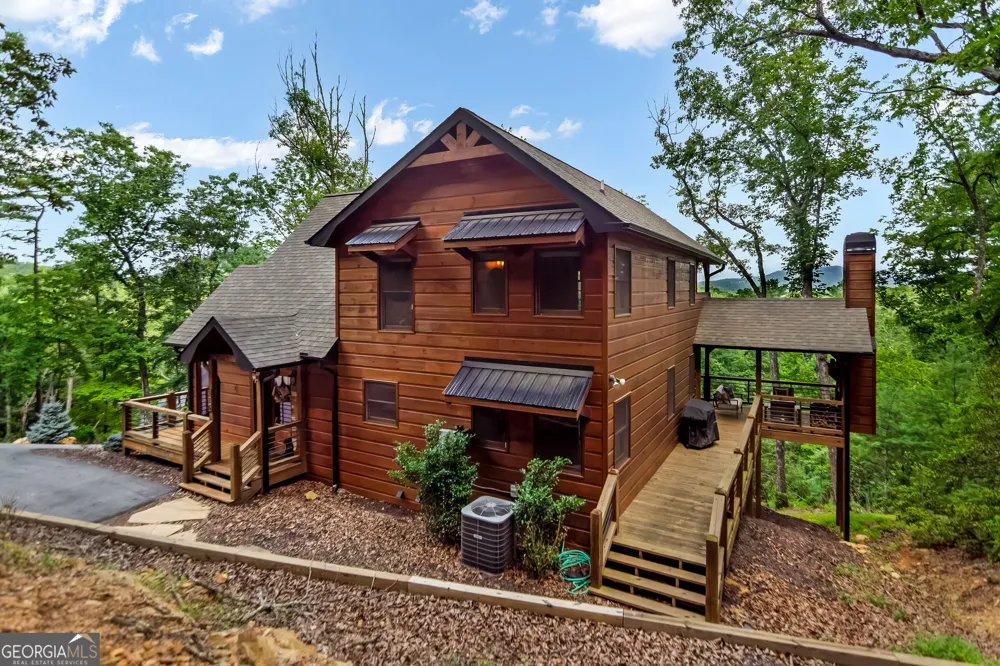 236 Hooch Holler LN Morganton, GA 30560