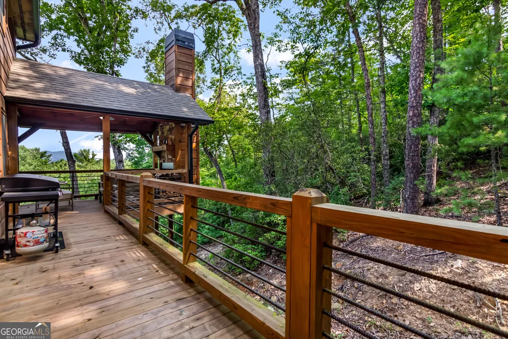 236 Hooch Holler LN Morganton, GA 30560