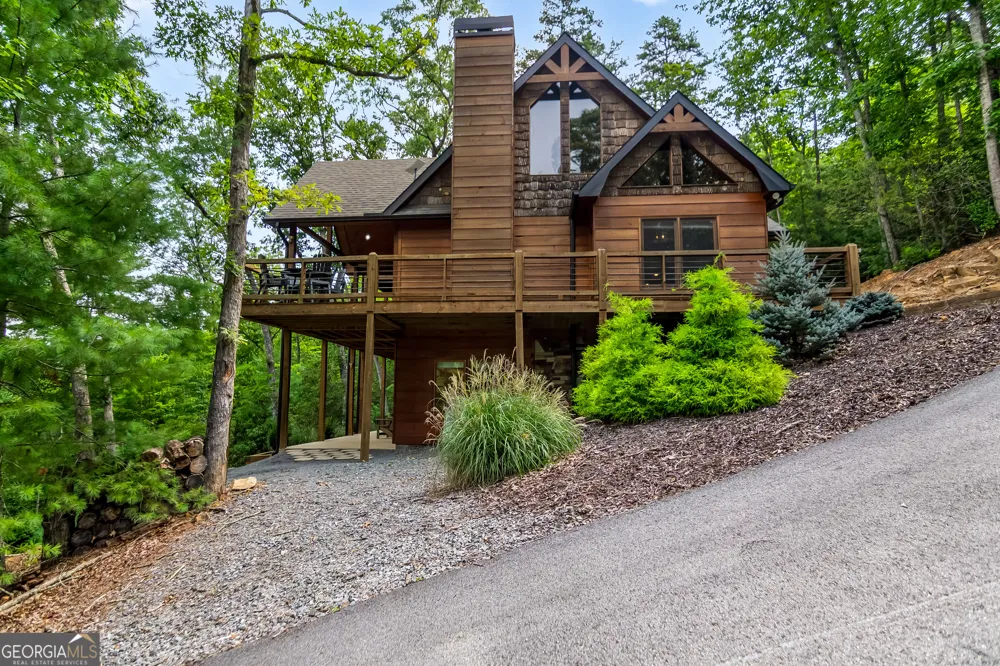236 Hooch Holler LN Morganton, GA 30560