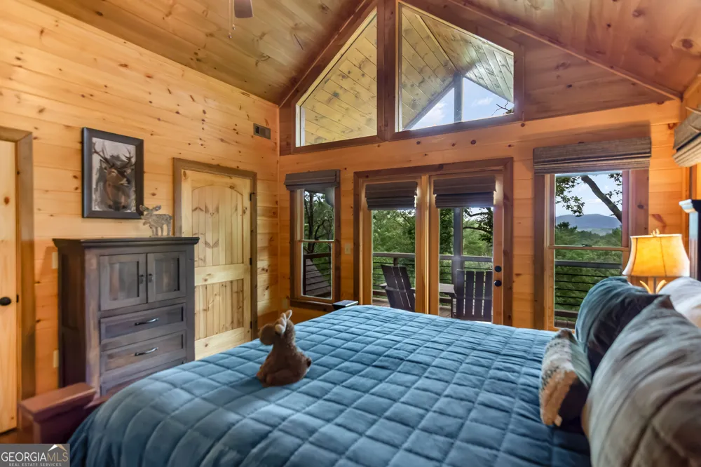 236 Hooch Holler LN Morganton, GA 30560