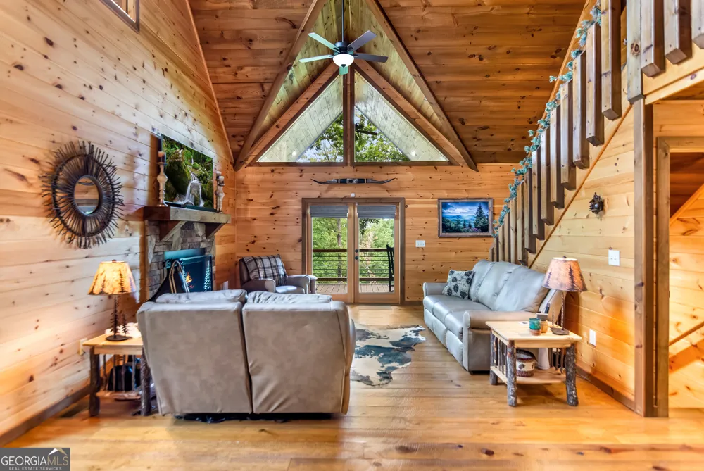 236 Hooch Holler LN Morganton, GA 30560