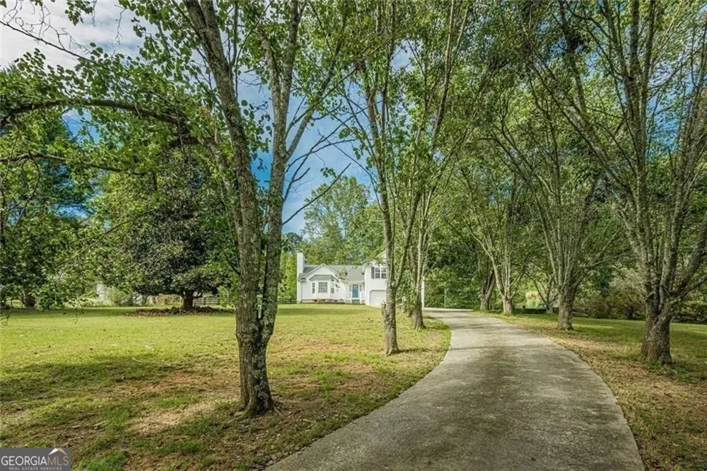 391 Pinewood PL Dahlonega, GA 30533