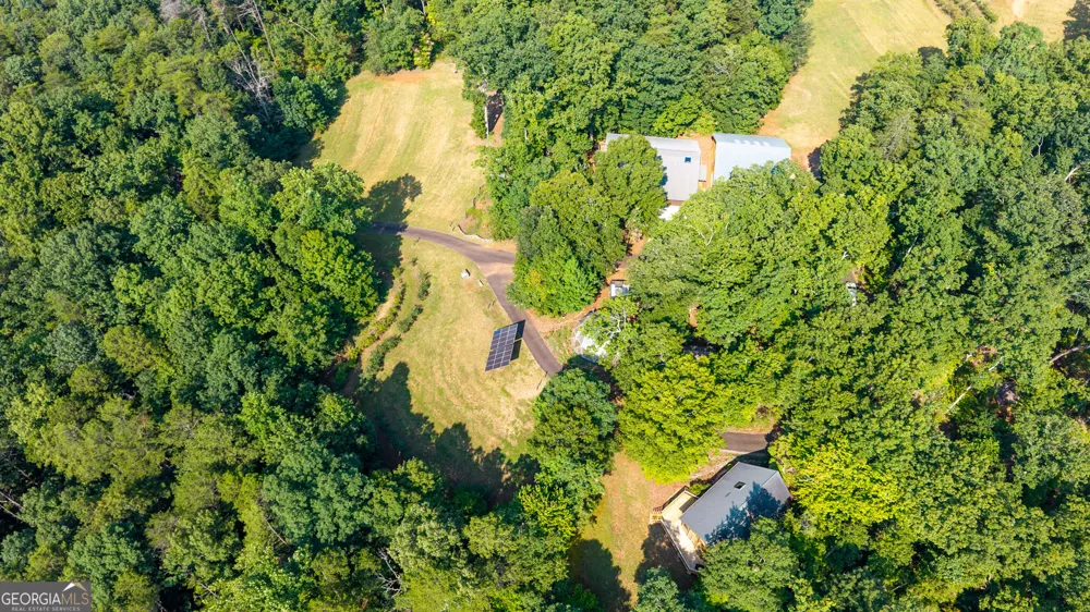 464 Poole RD Ball Ground, GA 30107