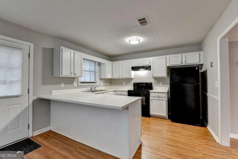 8030 Sand Wedge CIR NW Kennesaw, GA 30144