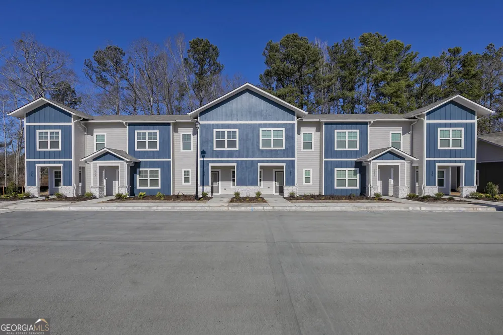 200 Rooker DR LaGrange, GA 30241