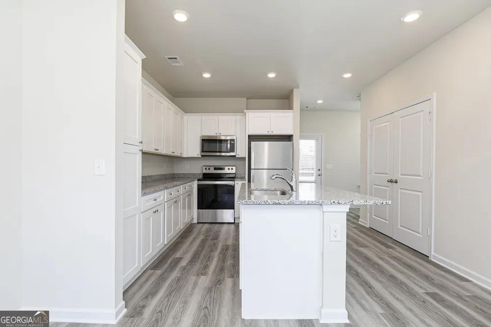 200 Rooker DR LaGrange, GA 30241