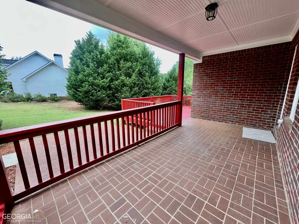 1010 Jacob DR Watkinsville, GA 30677