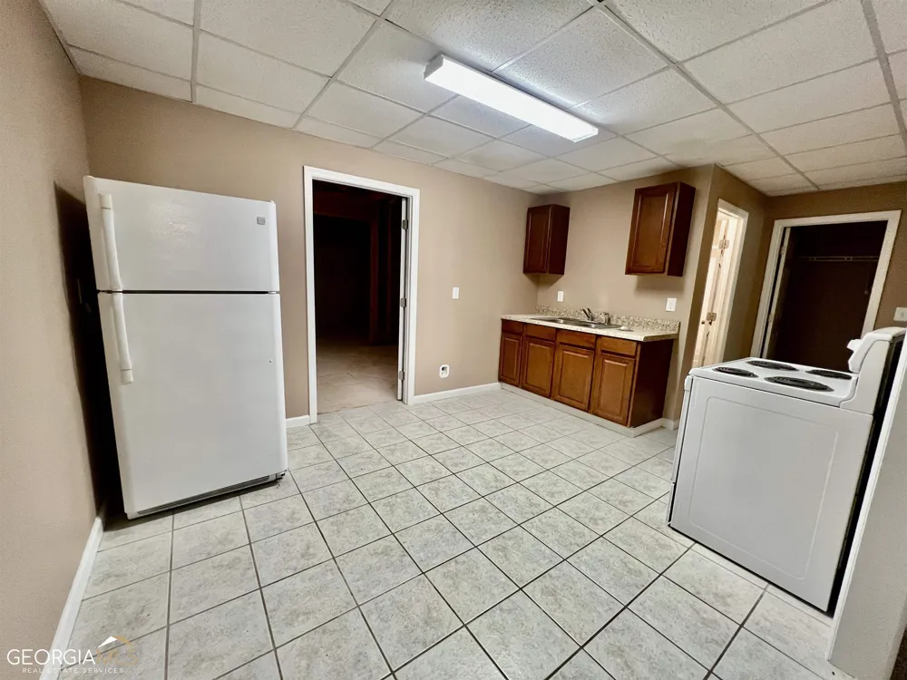 1010 Jacob DR Watkinsville, GA 30677